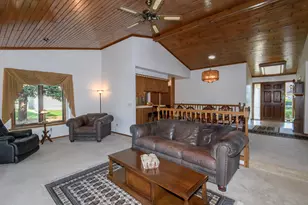 N98W18030 Bramblewood Ct, Germantown, WI 53022 - Photo 11