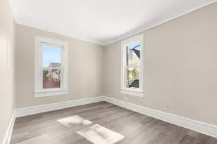 2463 W Chambers St, Milwaukee, WI 53206 - Photo 5