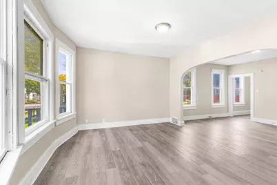 2463 W Chambers St #2465, Milwaukee, WI 53206 - Photo 11
