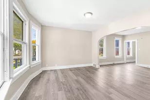2463 W Chambers St, Milwaukee, WI 53206 - Photo 11