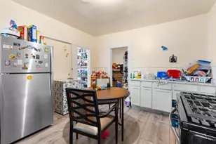 2463 W Chambers St, Milwaukee, WI 53206 - Photo 19