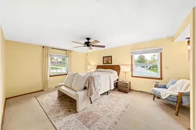 4725  Camfield Dr, Brookfield, WI 53045 - Photo 19