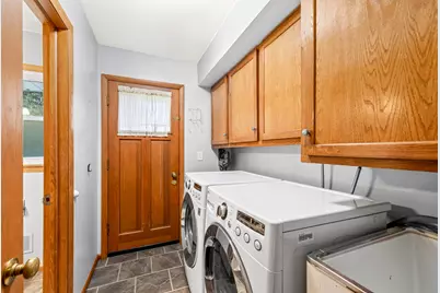 4725  Camfield Dr, Brookfield, WI 53045 - Photo 17
