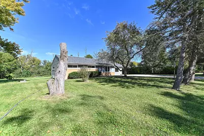 17230 W Jills Dr, New Berlin, WI 53146 - Photo 39