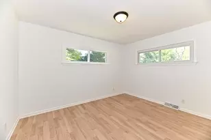 17230 W Jills Dr, New Berlin, WI 53146 - Photo 27