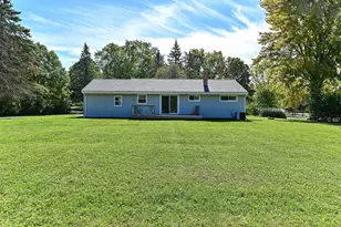 17230 W Jills Dr, New Berlin, WI 53146 - Photo 33