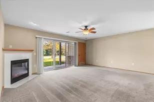 934 Spring Ct, Newburg, WI 53095 - Photo 13