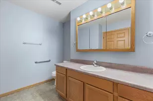 934 Spring Ct, Newburg, WI 53095 - Photo 15
