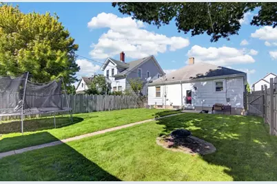 1305  Walton Ave, Racine, WI 53402 - Photo 21