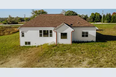 7629  Northwest Hwy, Racine, WI 53149 - Photo 37