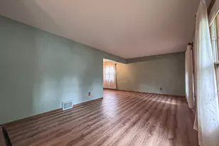 2214 Avalon Dr, Waukesha, WI 53186 - Photo 5