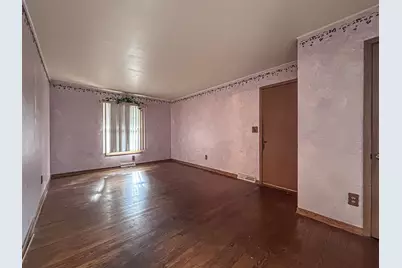 2214  Avalon Dr, Waukesha, WI 53186 - Photo 13
