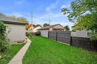 4518 S Howell Ave, Milwaukee, WI 53207 - Photo 7