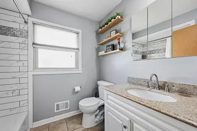 9003 W Schlinger Ave, West Allis, WI 53214 - Photo 9