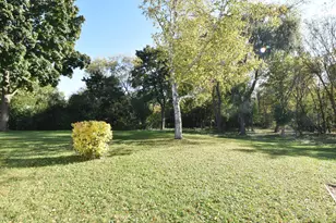 3019 W College Ave, Franklin, WI 53221 - Photo 23