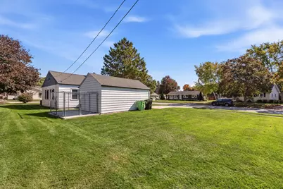 1203  Roseland Dr, Kewaskum, WI 53040 - Photo 3