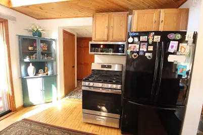 152  Vincent St, Fond du Lac, WI 54935 - Photo 3