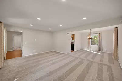 13380  Burlawn Pkwy, Brookfield, WI 53005 - Photo 7