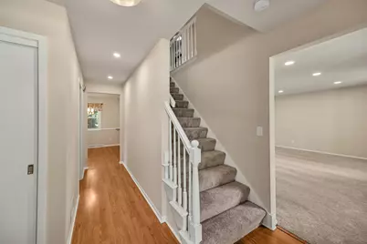 13380  Burlawn Pkwy, Brookfield, WI 53005 - Photo 5