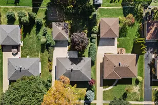 7213 Devonshire Ave, Greendale, WI 53129 - Photo 7