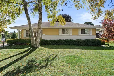 7213  Devonshire Ave, Greendale, WI 53129 - Photo 3