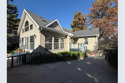 1013 W Grand Ave, Port Washington, WI 53074 - Photo 3