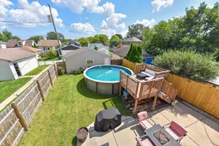 2426 S 73rd St, West Allis, WI 53219 - Photo 21