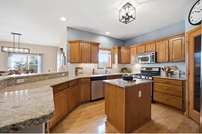 W192N5800  Spencers Pass, Menomonee Falls, WI 53051 - Photo 19