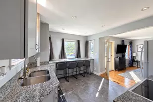 8712 W Montana Ave, West Allis, WI 53227 - Photo 5