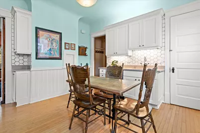2712 N Maryland Ave, Milwaukee, WI 53211 - Photo 19