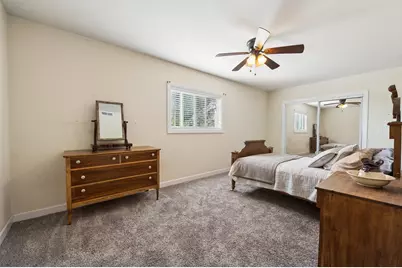 1050  Cumberland Trl, Lake Geneva, WI 53147 - Photo 25