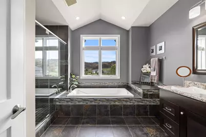 W6454  Willow Wood Ct, Onalaska, WI 54636 - Photo 17