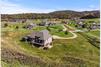 W6454  Willow Wood Ct, Onalaska, WI 54636 - Photo 41