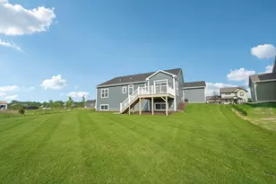 9282 S Overlook Wy, Franklin, WI 53132 - Photo 37