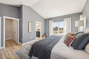 9282 S Overlook Wy, Franklin, WI 53132 - Photo 23