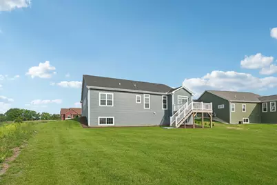 9282 S Overlook Way, Franklin, WI 53132 - Photo 35