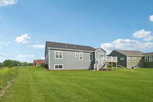 9282 S Overlook Wy, Franklin, WI 53132 - Photo 35