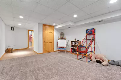 9017  Hulda Dr, Sturtevant, WI 53177 - Photo 17