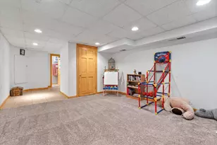 9017 Hulda Dr, Sturtevant, WI 53177 - Photo 17