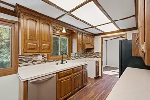 213 Rose Ln, Belgium, WI 53004 - Photo 7