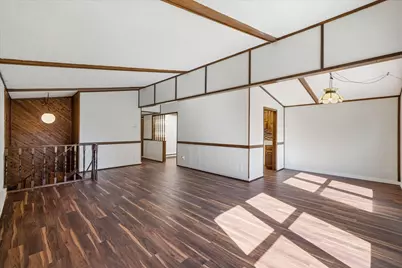 213  Rose Ln, Belgium, WI 53004 - Photo 5