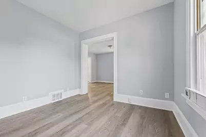 2910 N 17th St, Milwaukee, WI 53206 - Photo 11