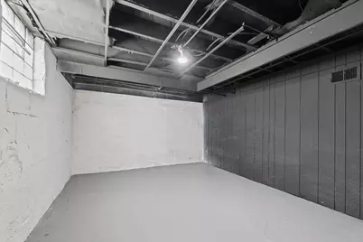 2910 N 17th St, Milwaukee, WI 53206 - Photo 25