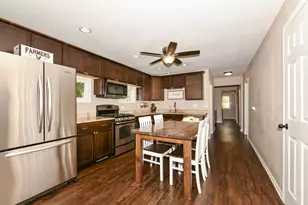 S63W16591 College Ave, Muskego, WI 53150 - Photo 15