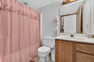 941 Crestwood Dr, Burlington, WI 53105 - Photo 15