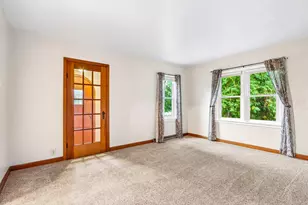 6416 W Freistadt Rd, Mequon, WI 53092 - Photo 11