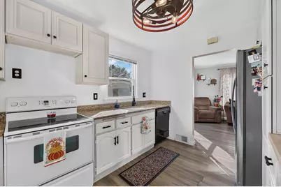 1438  Florence Ave, Racine, WI 53402 - Photo 7