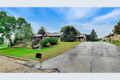373  Church St, Burlington, WI 53105 - Photo 5