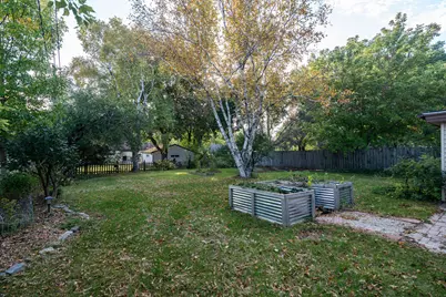 7100 N Navajo Ave, Glendale, WI 53217 - Photo 23
