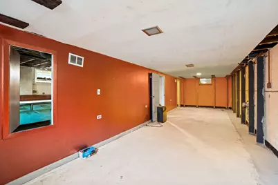 7100 N Navajo Ave, Glendale, WI 53217 - Photo 21